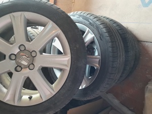 4 Reifen mit Felgen für Seat 