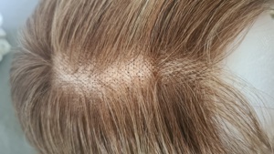 Dunkel-blonde Echthaar-Perücke | für Kopfgröße 60 oder schmaler | sehr guten Zustand  Bild 5