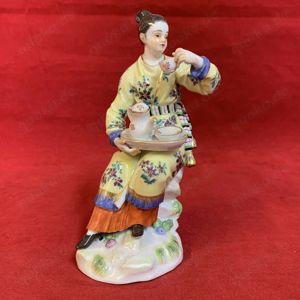 Wunderschöne Meissen Porzellan Figur Japanerin mit Kanne und Kakaotasse 1. Wahl