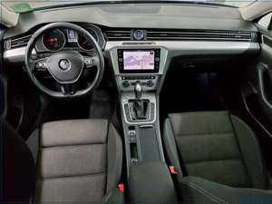 Volkswagen Passat Var. 2.0 TDI Comf. Navi ACC LED RFK Ahk Bild 5