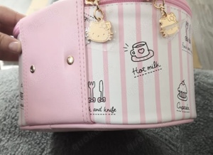 Hello Kitty Kosmetiktasche Bild 3