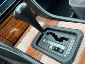 Mercedes-Benz E 300 124 Klima TÜV 03/2026 Automatik SSD AHK Bild 2