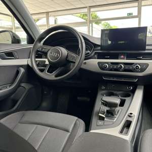 Audi A4 Avant 2.0 TFSI Avant basis Klima Einparkhilfe Bild 4