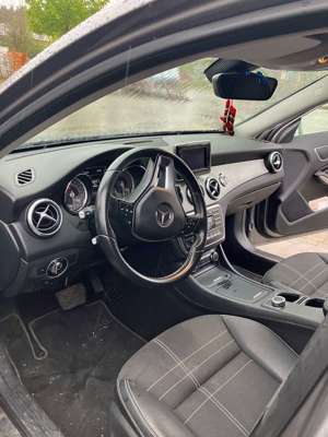 Mercedes-Benz GLA 200 (CDI) d 7G-DCT Bild 5