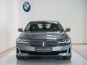 BMW 520 d Luxury Line 360° DAB HUD GSD Memory Alarm Bild 2