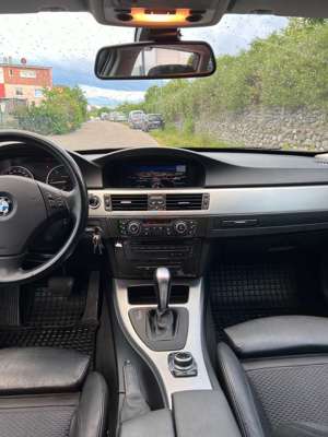 BMW 318 318d DPF Touring Edition Lifestyle Bild 5