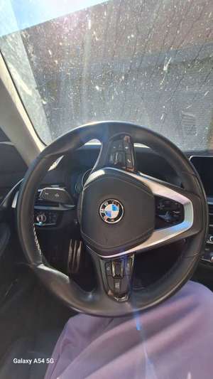BMW 520 520d xDrive Touring Aut. Luxury Line Bild 3