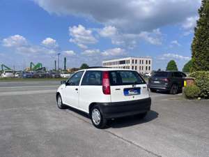 Fiat Punto 1.Hand/Schiebedach/org.63.000 km Bild 5