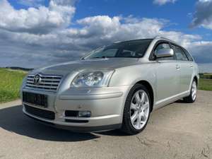 Toyota Avensis 2.4 VVT-i Combi Executive