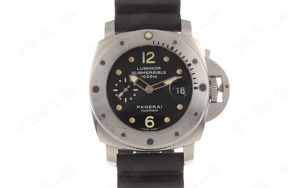 Panerai Submersible PAM00243 Automatik Edelstahl mit Box und Papieren 848989