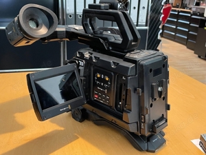 Blackmagic Kamera URSA MINI PRO 4.6K G2 - mit Sucher