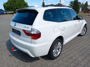BMW X3 Baureihe X-DRIVE  2.0d M-Paket Allrad Bild 4