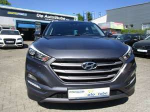 Hyundai TUCSON Intro Edition 4WD mit NAVI LED- AT Getriebe-Assist Bild 2