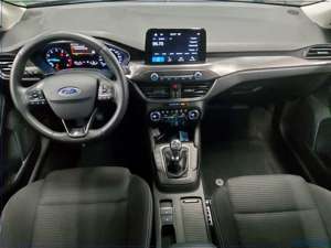 Ford Focus 1.0 EB Titanium Shz Klima Bluetooth DAB Bild 5