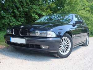 BMW 523 523i