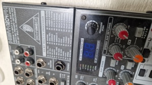 Mischpult zu Verkaufen Behringer HENYX1204FX