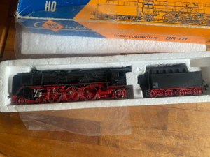 Roco Spur H0 Dampflokomotive BR 01 111 der DB (04119A)