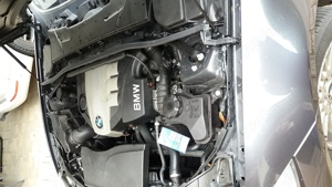 BMW 320 d Touring Kombi Top Ausstattung unfallfrei Bild 7