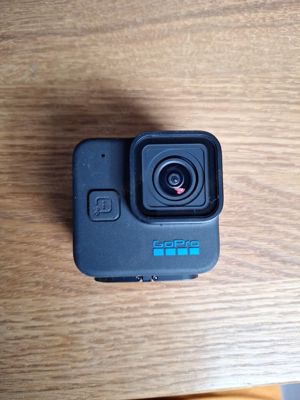 GoPro Hero 11 Black Mini Action Cam 27,6MP 5,3K, Neuwertig, 1x benutzt