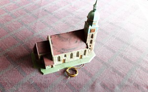 Modellbau Kibri 141 Kirche Dom mit Innenbeleuchtung HO Bild 2