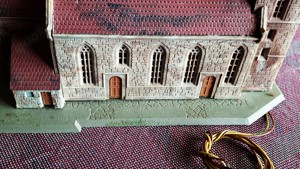 Modellbau Kibri 141 Kirche Dom mit Innenbeleuchtung HO Bild 5