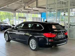 BMW 520 d xD Luxury Line Panorama 360° DisplayKey AHK Bild 5