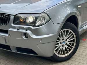 BMW X3 3.0d/XENON/AUTOMATIK/LEDER/PANORAMADACH/ Bild 2