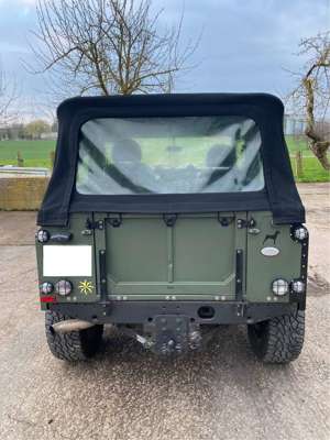 Land Rover Defender Land Rover Defender 90 Td4 SOFT TOP CABRIO Bild 4