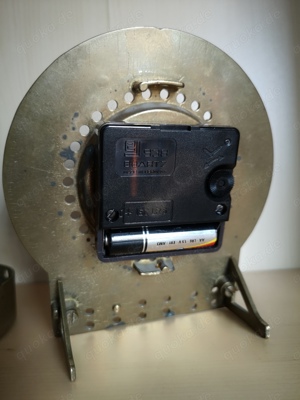 Schöne massive Messing Kaminuhr mit Sternzeichen Datum Ansicht Bild 5