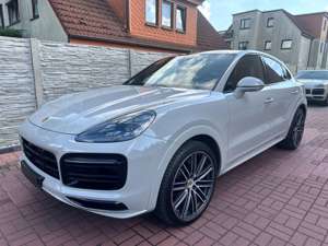 Porsche Cayenne Coupe Platinum Edition SPORTDES+APPROVED