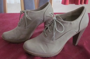 Gr. 41: taupefarbene Leder-Schnür-Schuhe "JUMEX", nur 1x getragen + taupefarbene Schnür-Schuhe