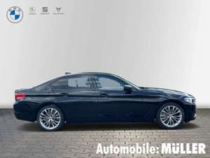 BMW 530 i Sport Line Limousine LED Hifi Navi+ Park-Assiste Bild 3