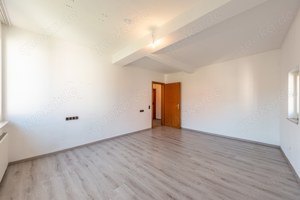 Außergewöhnliche 4 Zimmer Maisonette-Wohnung | Traumhafte Aussicht | Großes Potential | Esslingen Bild 7