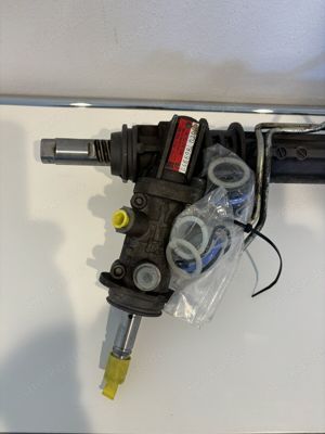  Porsche 911 993 Lenkgetriebe Lenkung Servo steering rack LHD NEU AT 99334701100 Bild 2