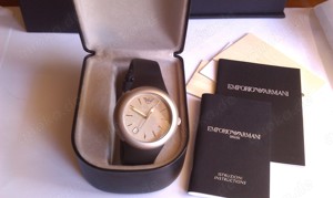 Armani Armband Uhr neuwertig Damen   Herren
