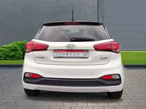 Hyundai i20 YES! Plus 1.2+klimaautomatic+Sitzuheizung+Alufelge Bild 3