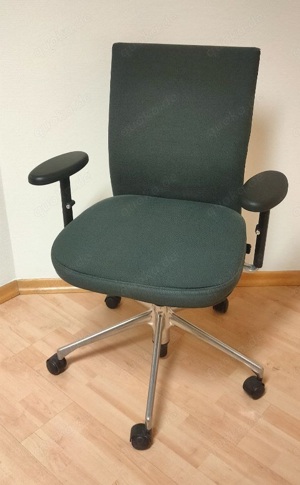 1x Büro-Stuhl SCHWARZ mit Armlehne höhenverstellbar BÜROAUFLÖSUNG ASCHAFFENBURG