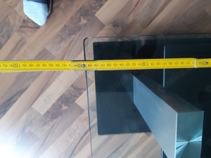großes Glas TV Reck Bild 3