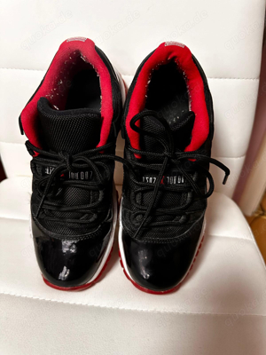 Jordan 11 Bred 