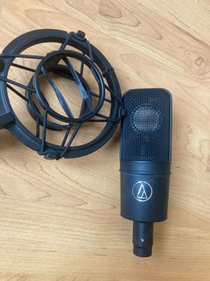  Audio Technica AT 4040 Großmembranmikrofon mit Spinne und Beutel -Niere Cardioid