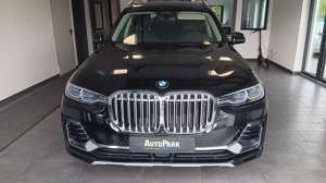 BMW X7 xDrive 30 d Design Pure Excellence Bild 2