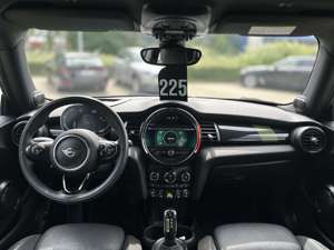 MINI Cooper SE CarPlay HUD hk DAB Rfk Sportsitz Shz Bild 4