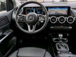 Mercedes-Benz B 200 PROGRESSIVE MBUX HIGH END LED HP PTS Bild 4