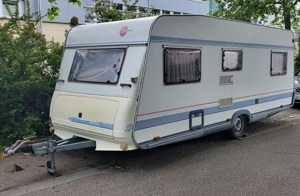 Wohnwagen  Schaden an Außenbox    4 bis 5 Betten  Kinderzimmer