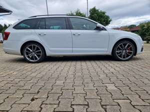 Skoda Octavia Combi 2.0 TDI (Green tec) DSG RS