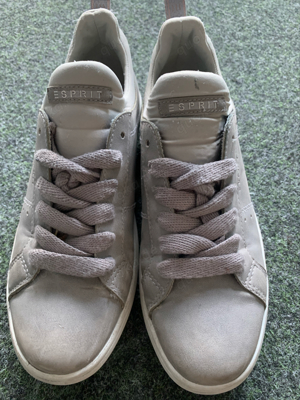 Frauen Sneaker grösse 38 in grau von Esprit 