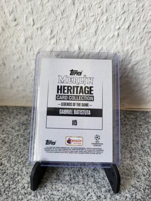  Topps Merlin Heritage 2023 24 Gabriel Batistuta AS Rom 1 1 Auto Bild 4