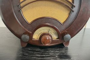  Design Klassiker: Röhrenradio von Ekco Ltd. AD 36 aus 1935, Super Zustand, funkt Bild 4