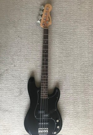 Fender Squier Precision P-Bass