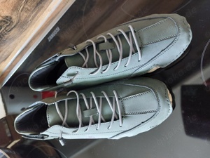 Schuhe mit höherem Schaft Bild 2